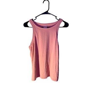 Pink tank top